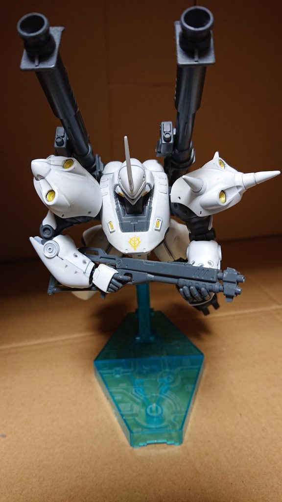 白いケンプファー–3枚目/制作者：@Rin_sattyan111