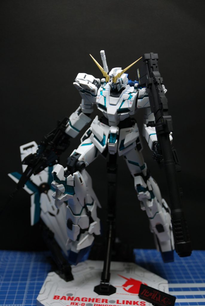 ポージング難しい。