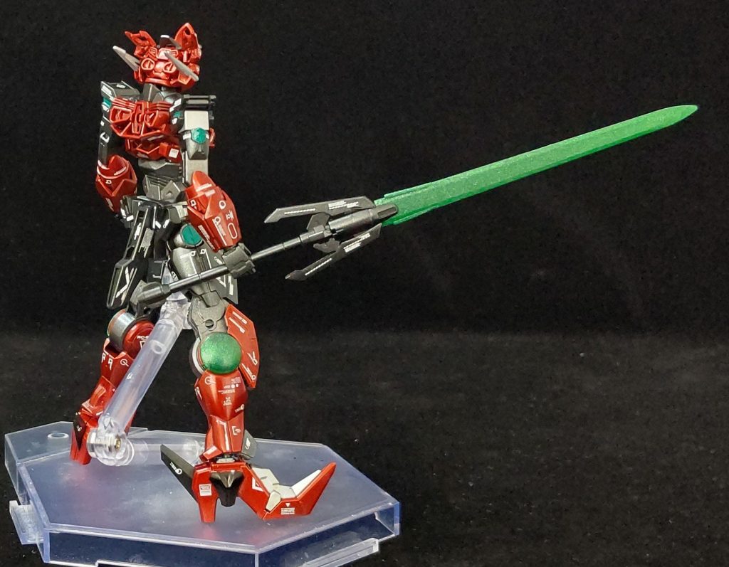 後ろ姿です!今回はディテールに全力を出しています!次は武装の紹介です!