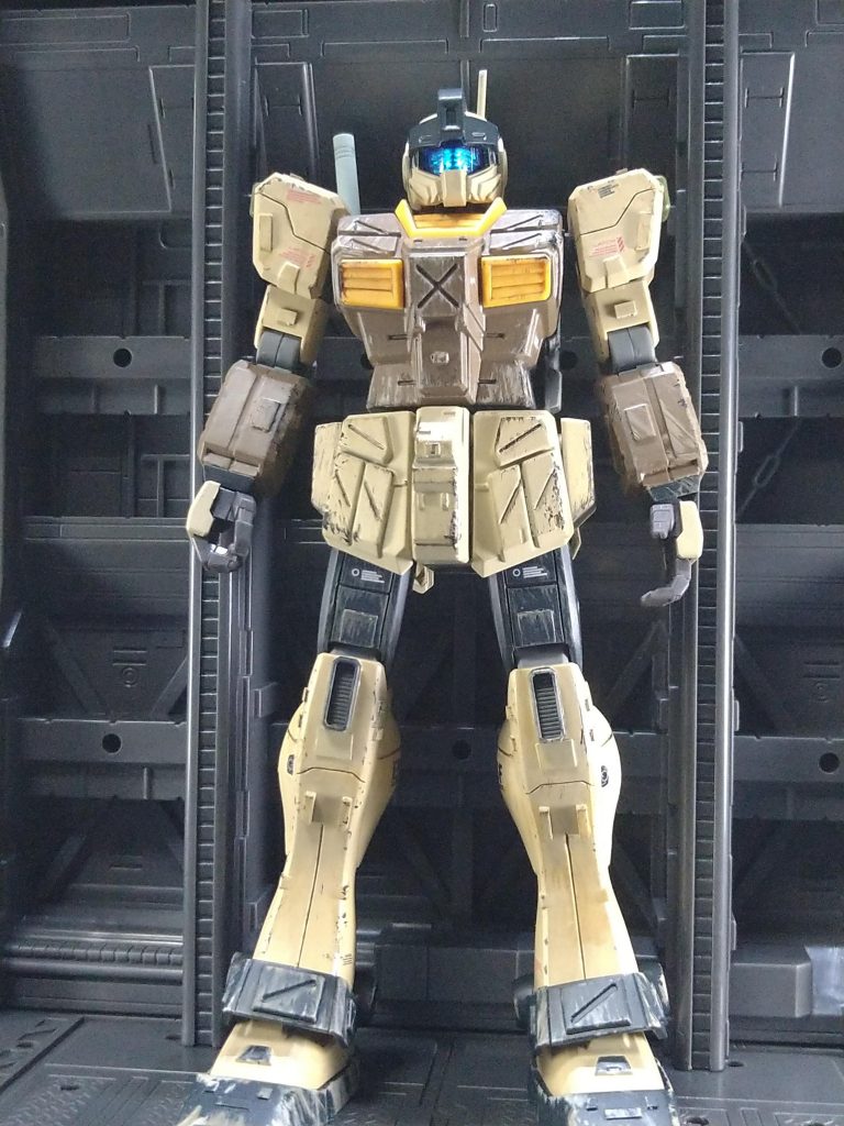 1年戦争終結後、トリントン基地で使用されていたジムストライカーに、ジムコマンドの予備パーツを使用してUC0080より運用された、ワンオフ機体。主に基地防衛とジオン残党との戦いに使用されていた…