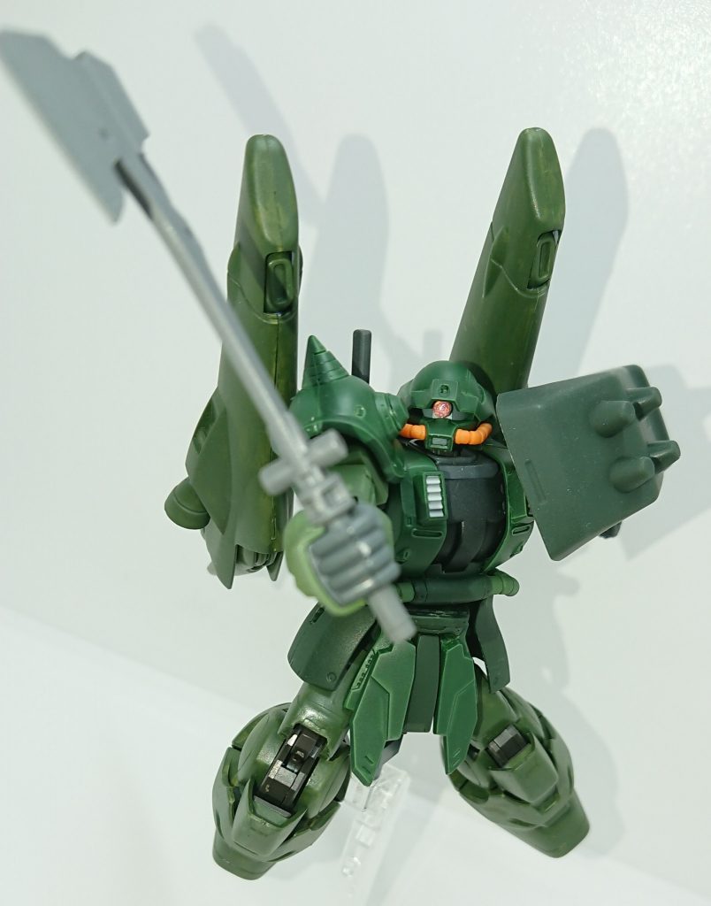 ヒートホークは小さいのでグレイズのバトルアックスを装備。