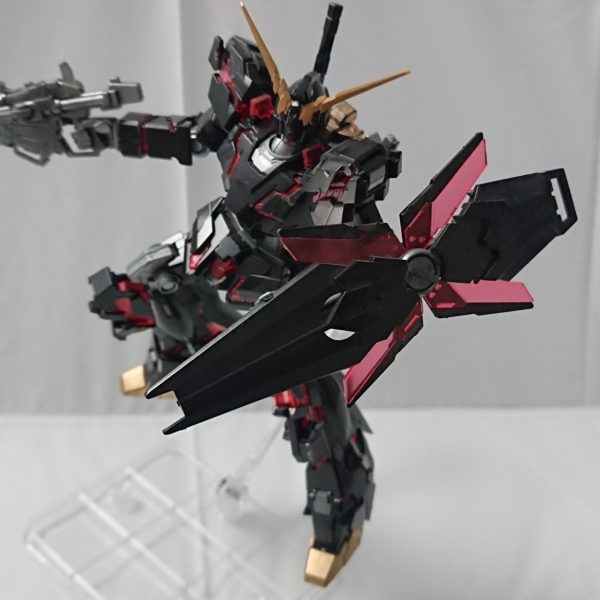 黒いユニコーン