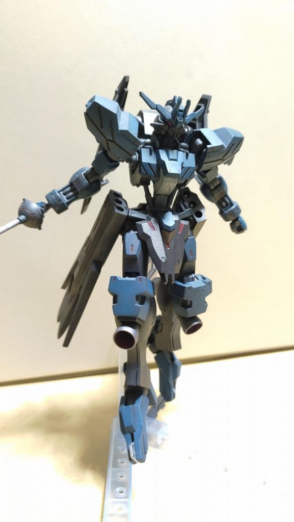 全体的にメタリックを入れましたガンダムフレームもメタリックグレーで塗装