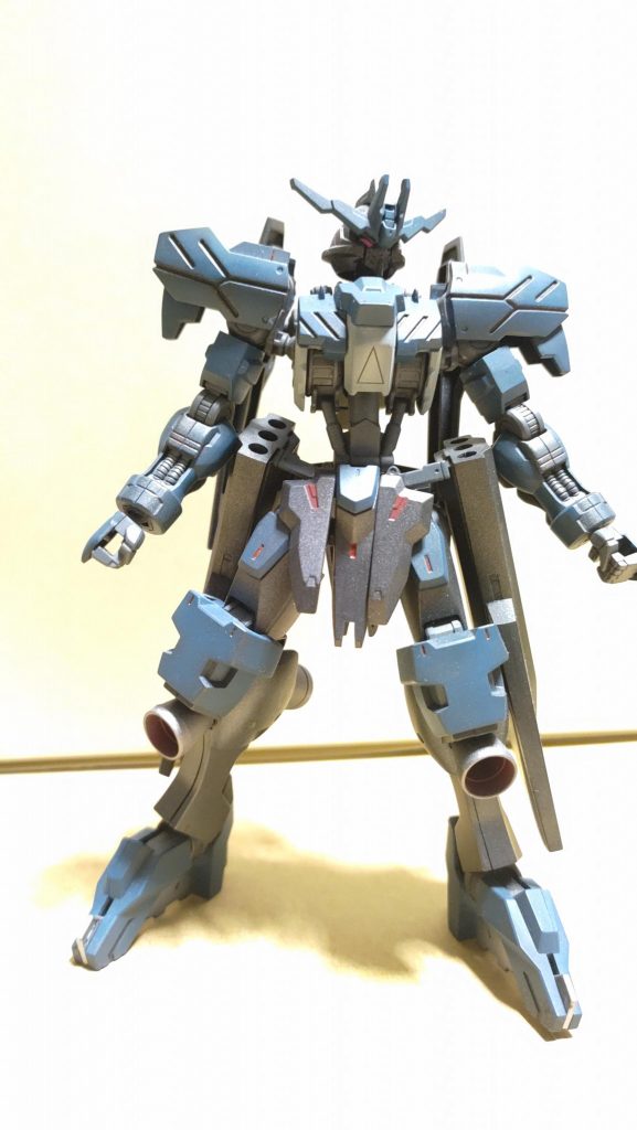 スミ入れは赤色にしてオルタぽく仕上げました