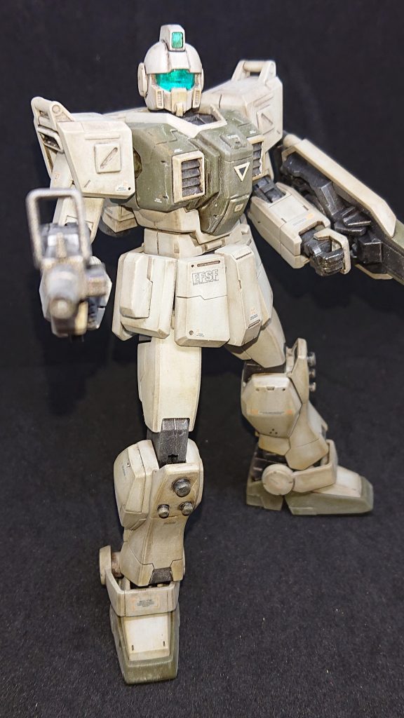 ライフルを構えて