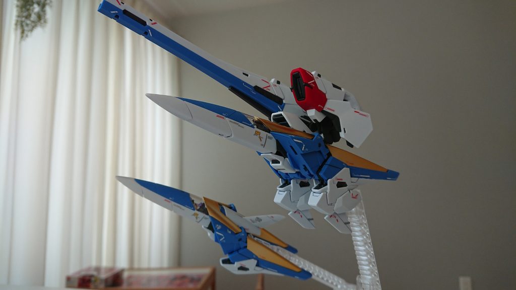 コアファイター2機ついていてオトク！ウッソとマーベットはガンダムマーカーでちょい塗り。あんまり目立たないから、適当です。