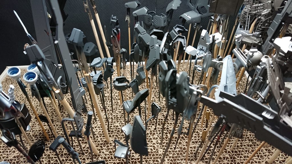 エアブラシ塗装が終わって乾燥中。