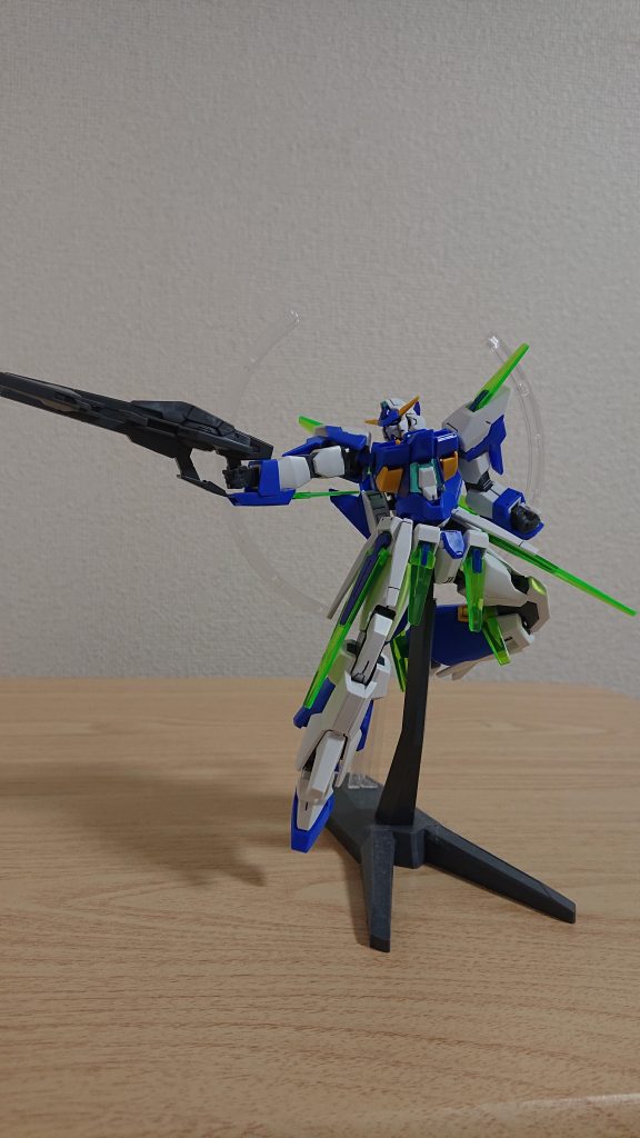 SEED風に。勝手にファンネルが下に動く(落下)もんだから厄介なことこの上なし。恨まれてるのか？(笑)