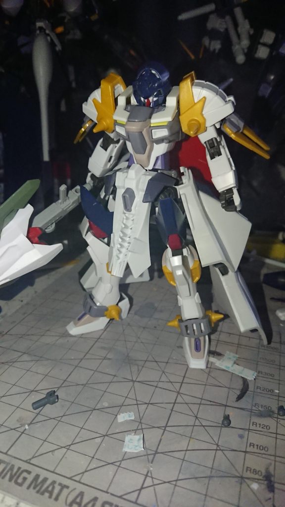 腰回り追加。最終の塗装前写真は取り忘れました・・・