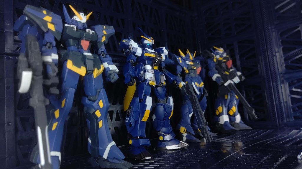 ・・・というわけでここまで見てくださりありがとうございました!※ブラックホール・キャノンはフィギュアです。いや並べてみると結構・・・馴染んでいて、いい感じですね久々に作ってみたいガンプラが仕上げられたので大満足です!ガンナーとボクサーも作ってみたいなぁ、ボクサーはサイコガンダムからどうにか・・・てなわけでもう一度、ありがとうございました!