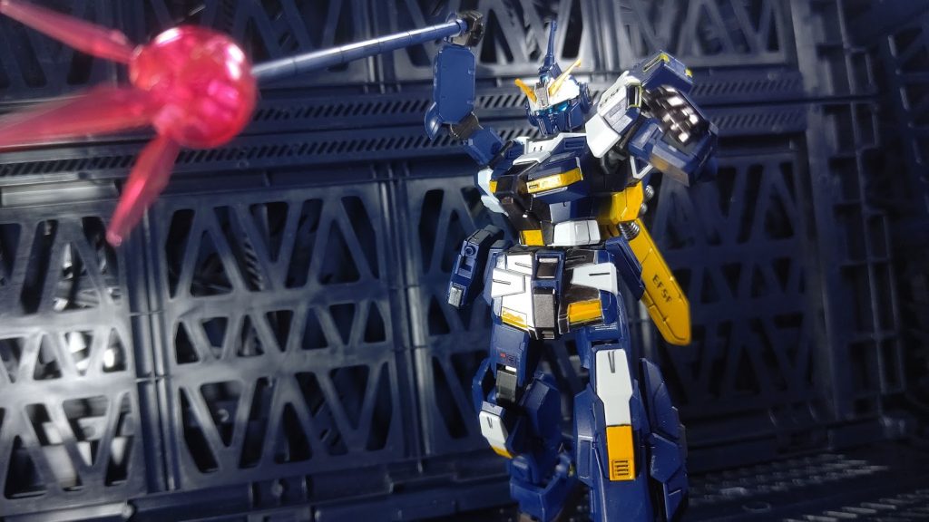 ダウンした敵機の脚部にシューーーー!!!!!!