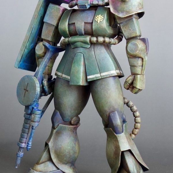 １／１００量産型ザク（マキシマムモビルスーツ ）