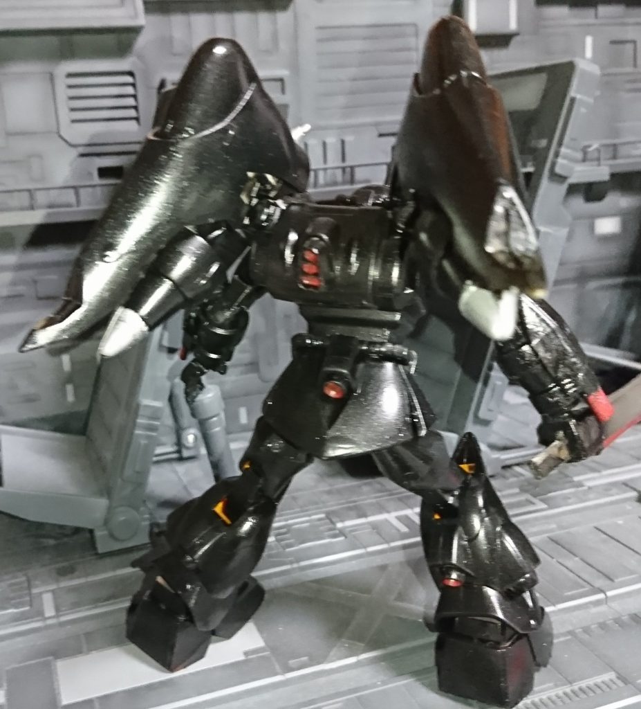 グフイグナイテッド・ロウカスタム–3枚目/制作者：アレス