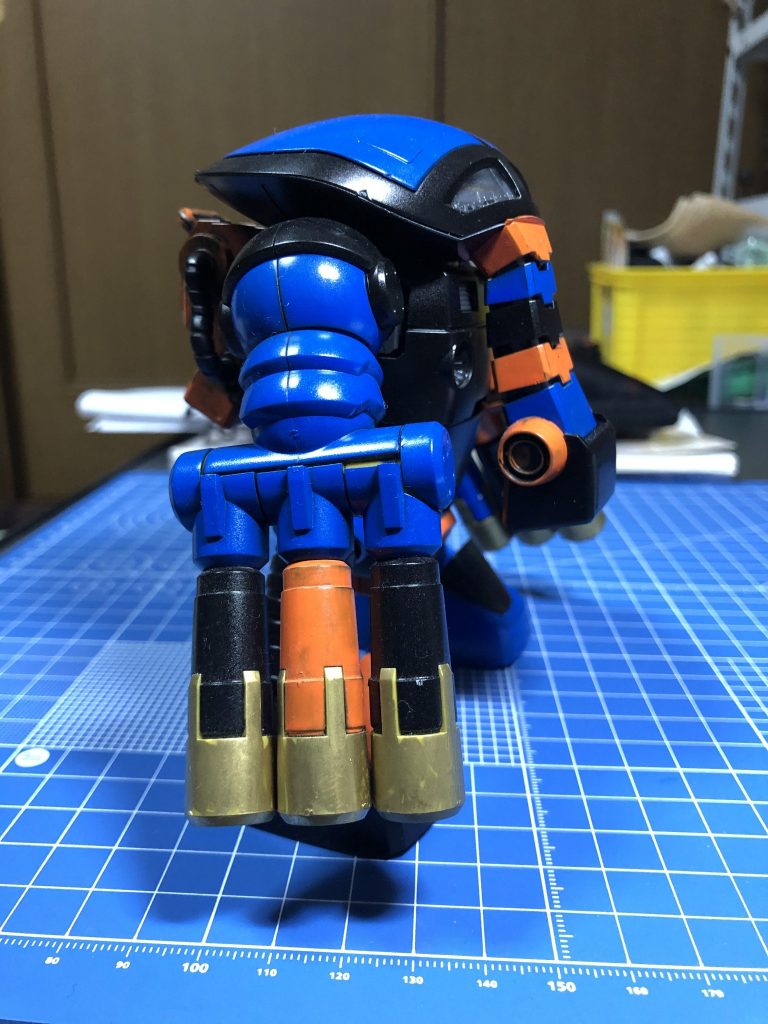 今に始まった事じゃないですけど、こんなん作ってると元がどんな色か忘れがちになります。笑