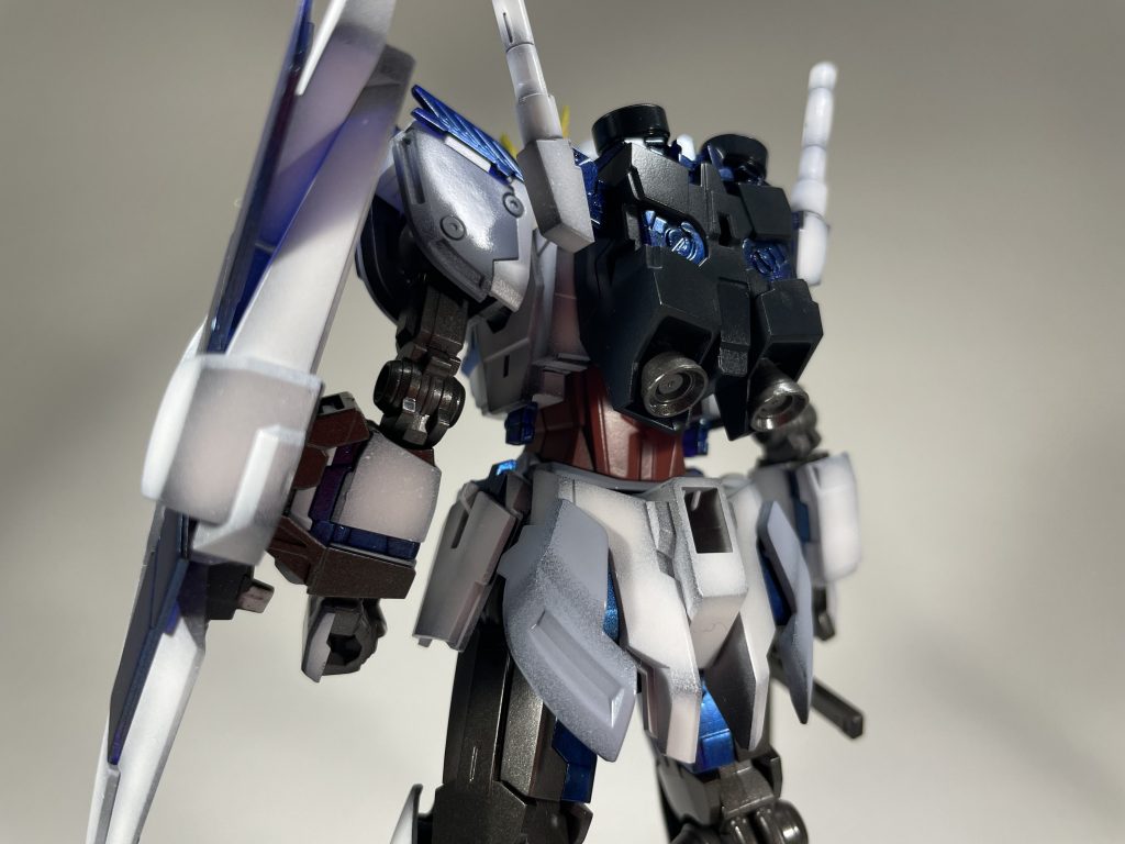 ナラティブガンダム–3枚目/制作者：カテキン