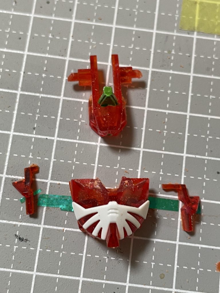 そして敬愛するセイラマスオさんを真似てフェイスパーツを改造し、目つきが鋭くなるようにしました（あまりうまくいきませんでした…