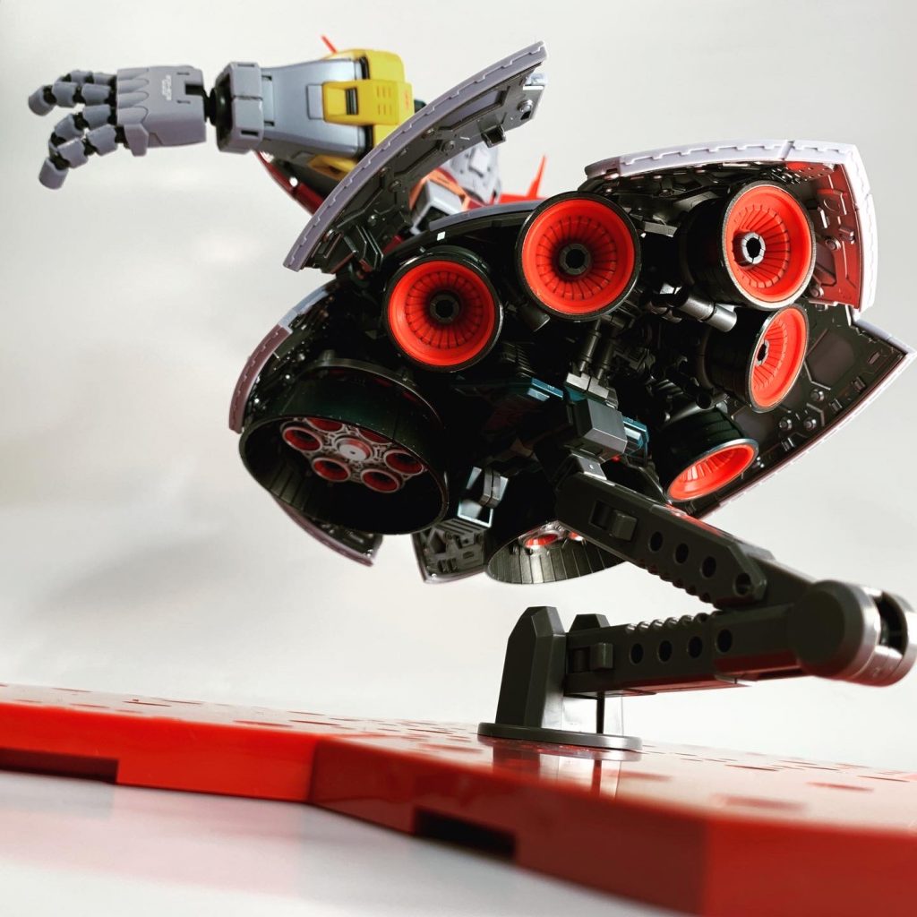 もう組み立てただけでかっこいいです。