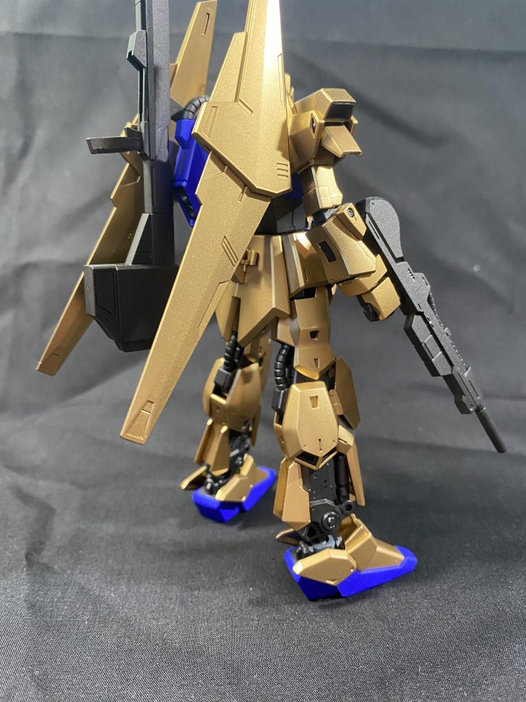 MSN-00100 百式–3枚目/制作者：白黒魔