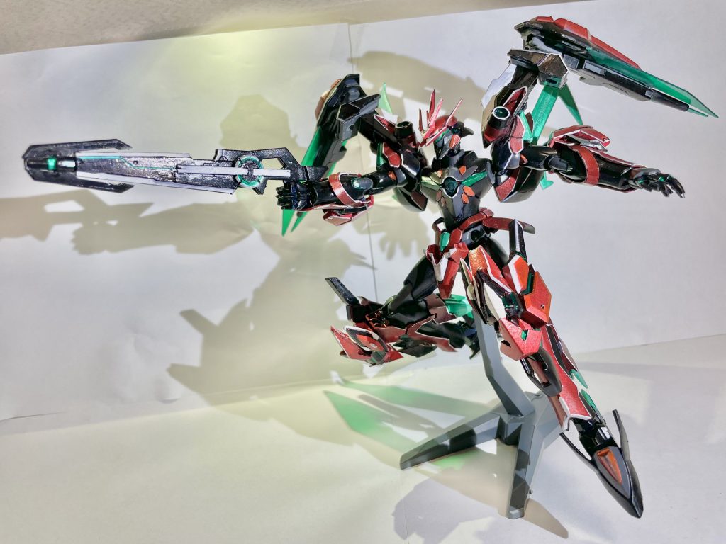 type-β専用兵装 GNバスターライフルVer.β元々リボーンズガンダムに装備されていたGNバスターライフルをtype-β用に改修を施した兵装であり、ビーム収束率を高めることで有効射程範囲の拡大と威力が向上している。本機においては主にロングレンジの狙撃での使用が想定されている。