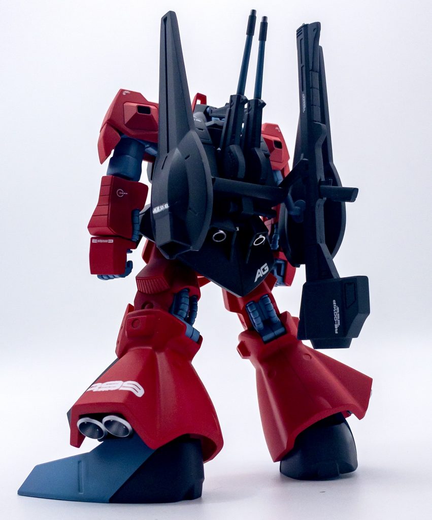 地味ですが足元にバーニアを追加しています。