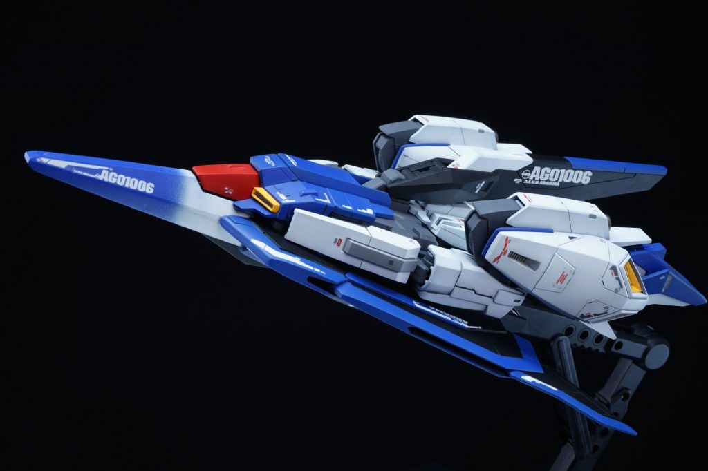 ・ウェイブライダー形態ジョイントパーツの一部(E1の25)を紛失したので変形させるつもりはなかったのですが、組んでみたらイケたのでとりあえず変形させました。全塗装した可変機はクリアランス調整はしていてもハラハラしますね~><