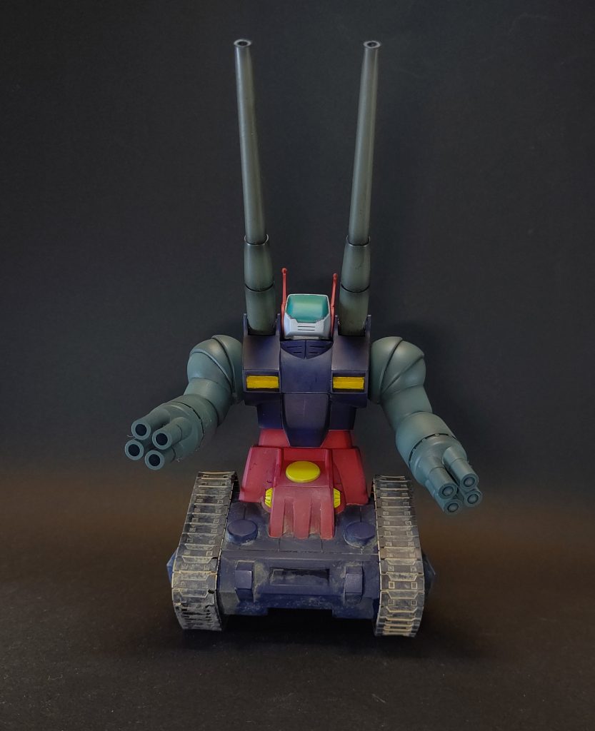 HGUC、MG、設定画、作画とをなんとなく眺めながら上半身を中心に加工しました。チョイチョイと幅詰めしとけばいけんじゃね?と考えていましたが甘かった( ゚□゚)