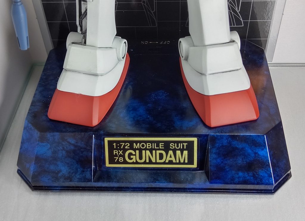 台座は大理石塗装にチャレンジしてみました。全工程の中で一番時間かかりましたww以下、製作工程になります。