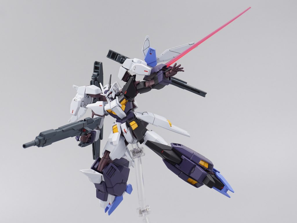 ガンダムメビウス–4枚目/制作者：@specterying
