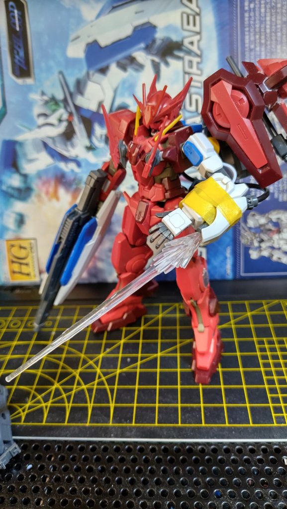 　こちらも塗装前　腕部ビームサーベル