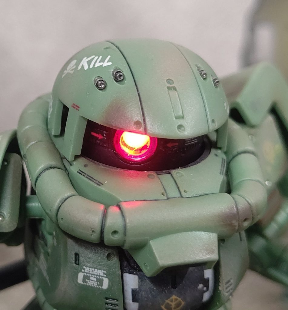 モデラーとしての技術や知識はほとんど無いので、ここで語る事は出来ませんが童心に帰って造るのは楽しい。自分で作ったプラモの造形と色を読み取り、ゲームの世界にある程度の設定も含めて反映出来るガンダムオンラインの様なゲームが出たら絶対プレイするのに！と最近考えます。