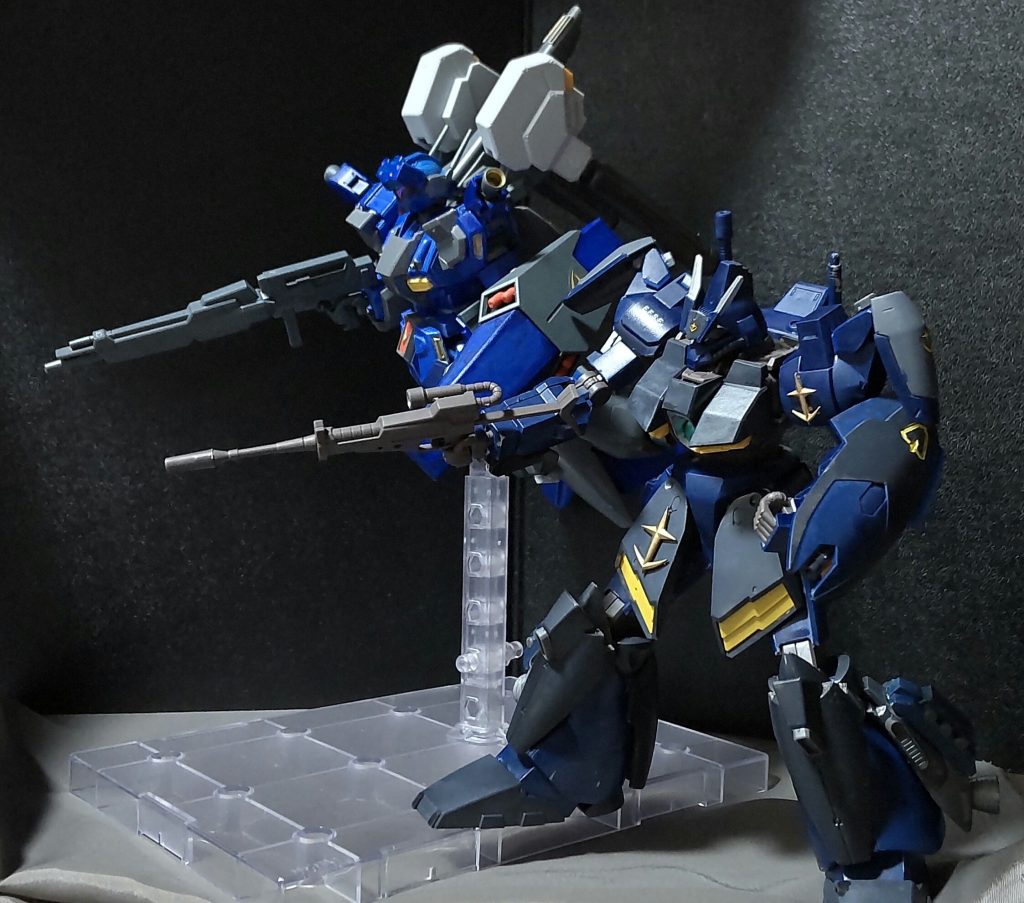 同僚のスターク・ジェガンと共同作戦実行。共に難局を乗り切ろうぞ!!