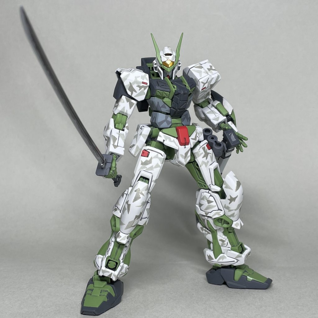 軽装　抜刀状態。　刀の鞘は、コトブキヤのジョイントを用いて腰サイドアーマーに接続し、横にも後ろにも持っていけるようにしました。