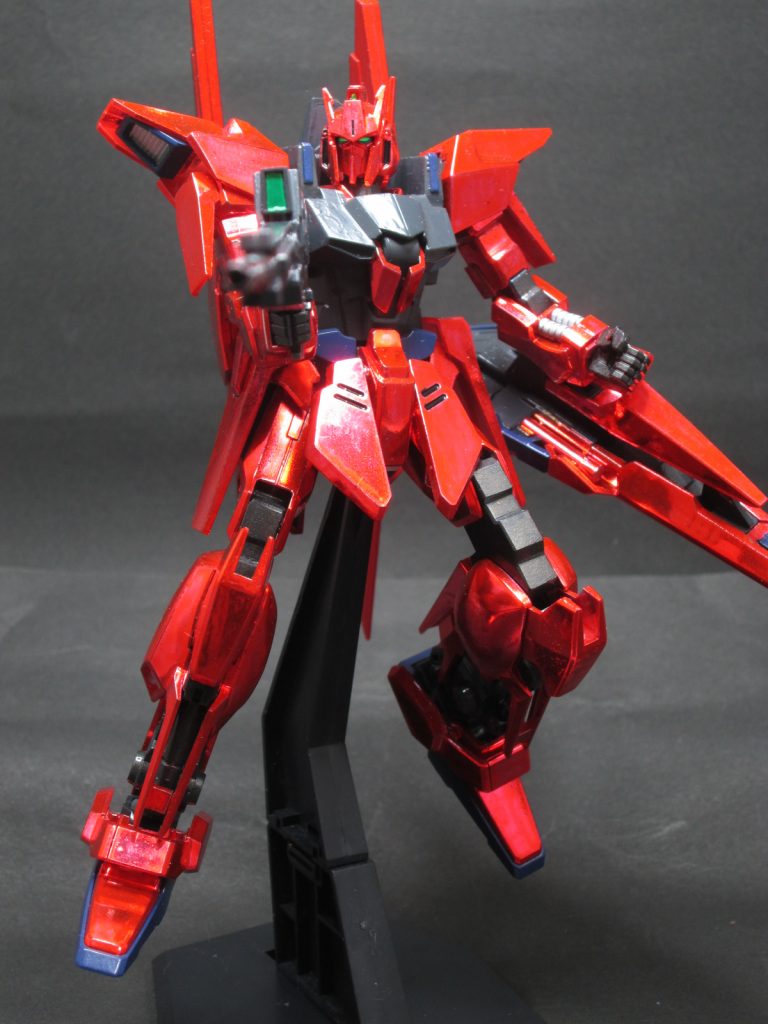 塗装には、クレオスさんのティターンズブルー2種、シルバー、黒鉄色アクリジョンのクリアーレッドを使いました。