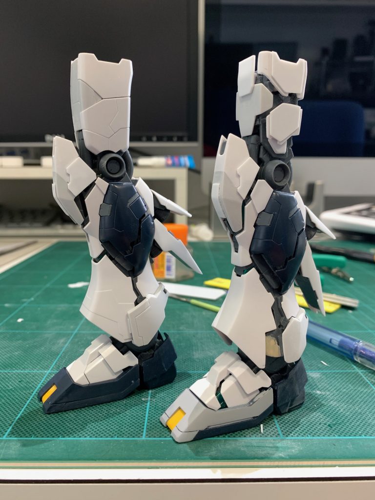 νガンダム–4枚目/制作者：@designepoch