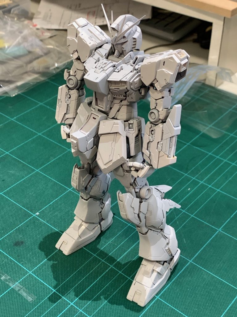 νガンダム–5枚目/制作者：@designepoch