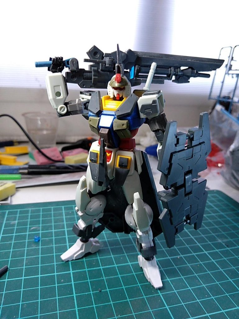 ほぼ完成状態。この後盾は中心で接着、シエルノヴァの円形レドームを真ん中に接着してフィニッシュとしました。