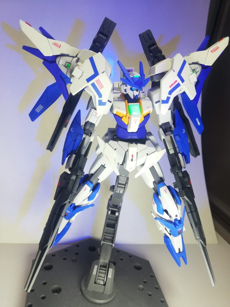 センサー部は蛍光塗料で光ります塗り訳が面倒で付属のシールの上から蛍光塗料を塗りました流石に剥がれる…次この手法を使うときはマルチプライマーを使用してから挑戦してみようと思います