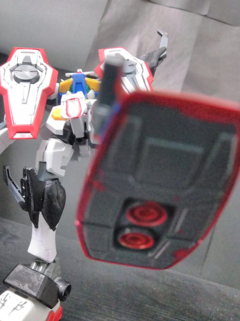 でかいのでしょうか…設定画像が一枚しかなく何もわからなかったです