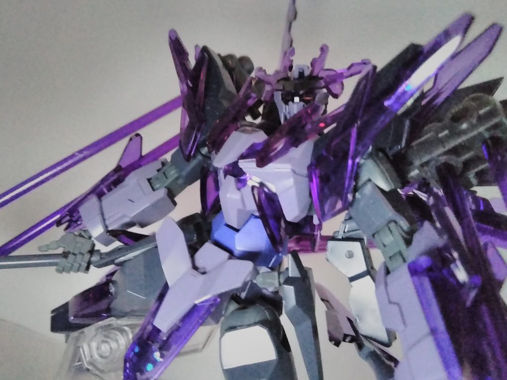 写真でごまかすが、このスマホ、画質が最低級だぞ！