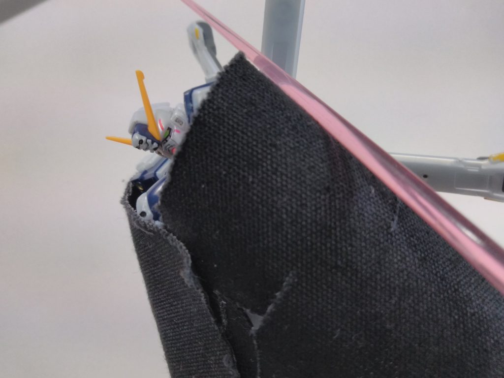 ビームサーベルを弾くabcマント多分違う