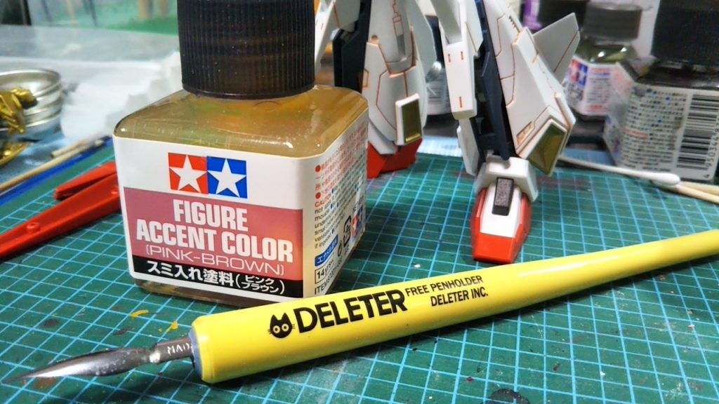 スミ入れは、インク用のペンでモールドに書く様に入れました😁　拭き取りが少なくて、楽です👍