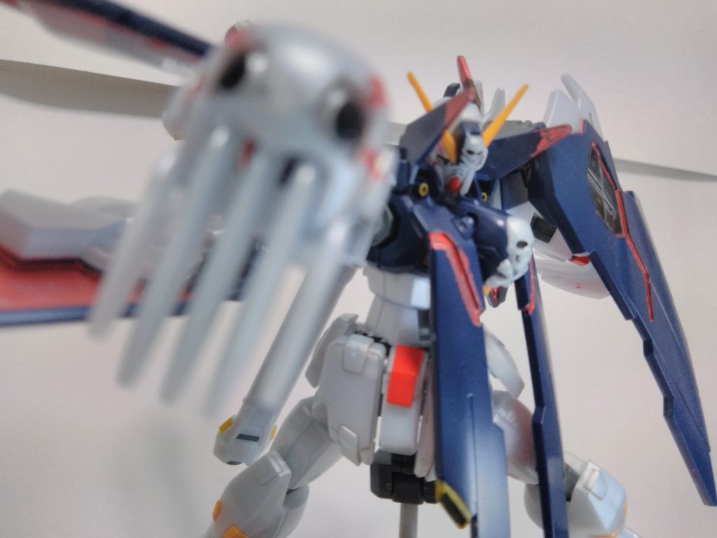 このマントみたいなやつ、フルクロスユニットは見た目以上に速いらしいです当社調べ×3