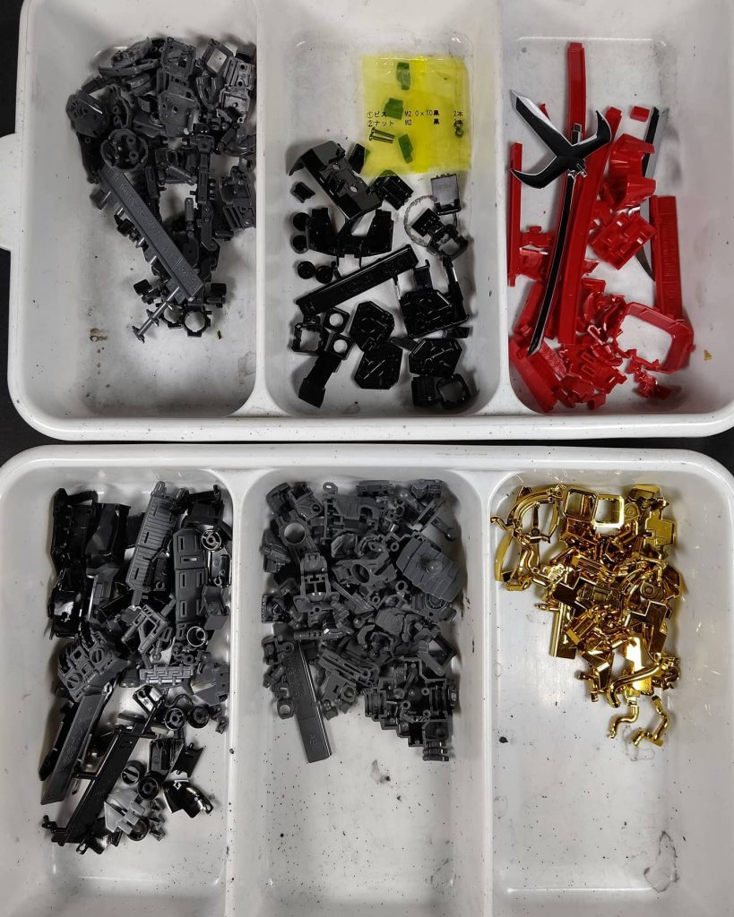 武者ガンダム リアル戦国伝(五月人形バージョン)–2枚目/制作者：やっすおう