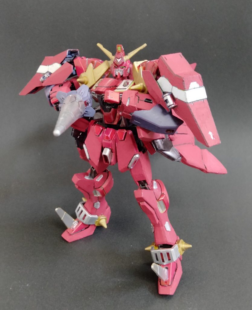 腰の剣もない分火力は下がりましたが、スピードと上半身の装甲をアップした感じです。