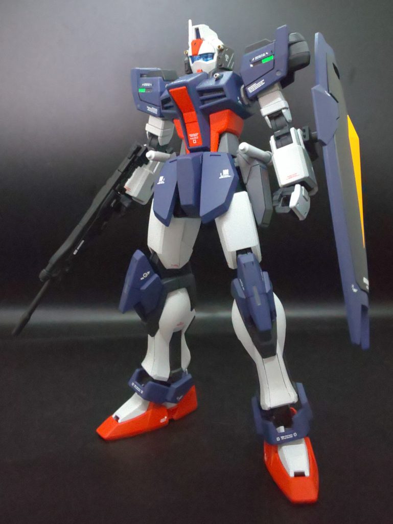 腕部と脚部の一部を変えたのみで、後はまんまダガーLです。バルカン4門は、全てメタルパーツにしました。