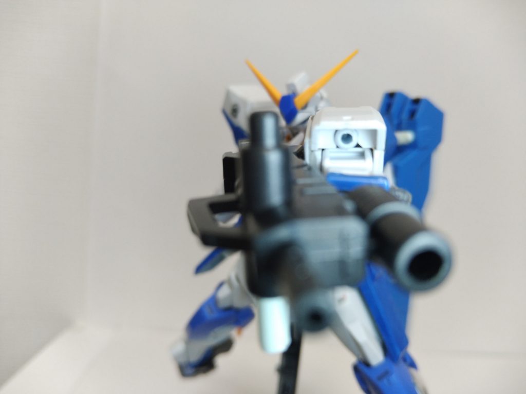 腕部ビームガン凄い昔に腕部だけ作ったやつをそのまま着けただけです 