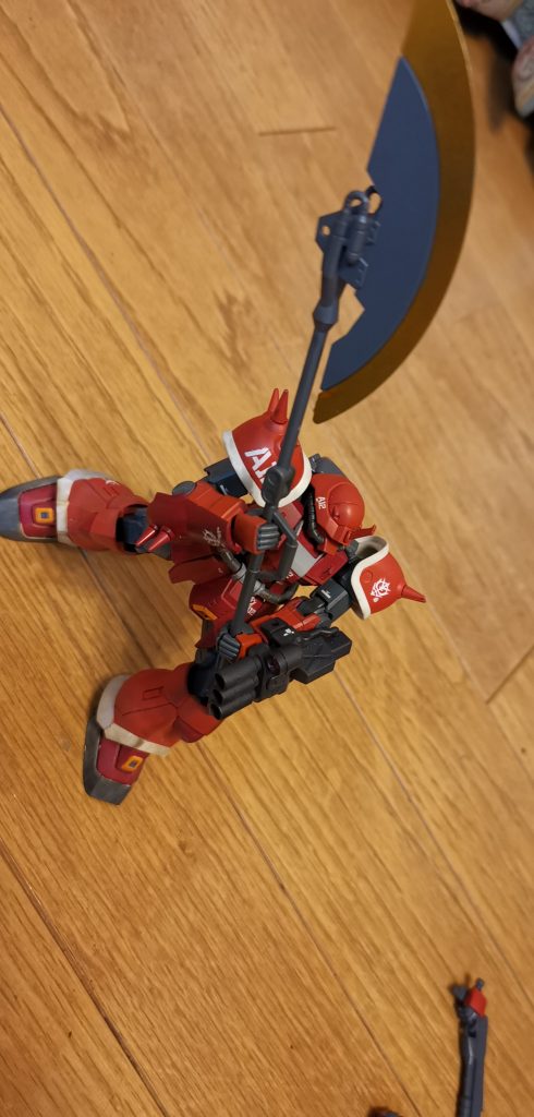 ヒートランサーの刃はガンダムマーカーのメタリックオレンジを使用。