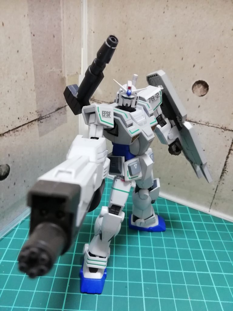 デカイ武器ですね(^ω^)