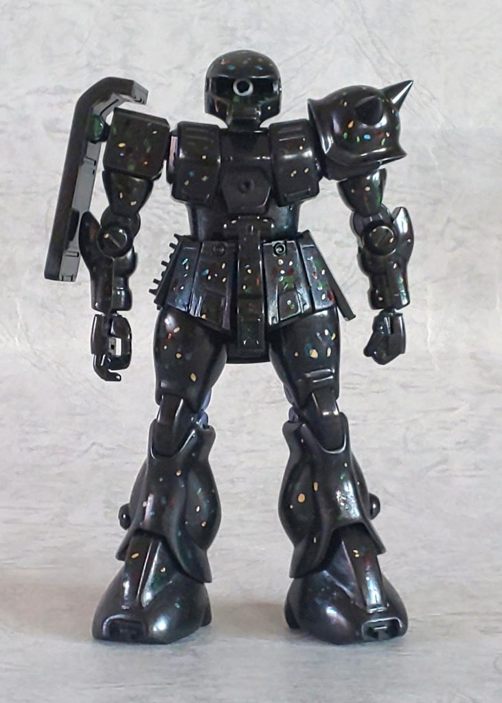 基本色塗装後。流行りにのってレインボー塗装を試してみたものの、まったく使いこなせてなかった模様。