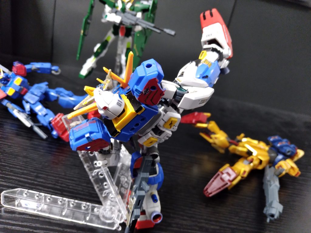 ???【てやぁ!】百式改【おっお!お、おい!】デュナメス【何だ!】